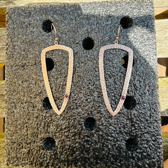 Sterling Hammered Amethyst Statement Drop Earrings. Arrow shape, lightweight - Picture 1 of 6